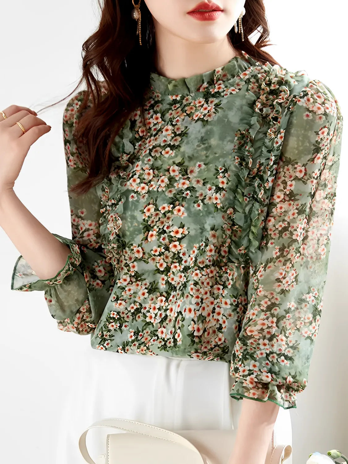 Blusa Feminina Estampada Floral de Chiffon com Mangas Longas - Molie