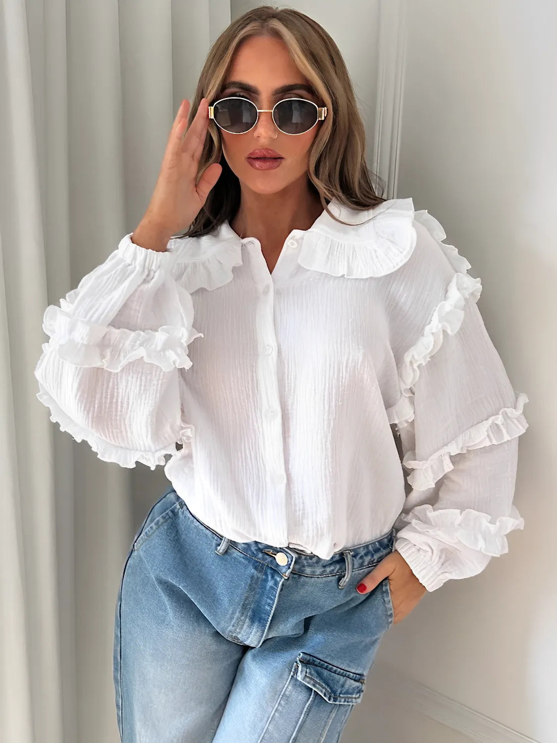 Camisa Feminina de Algodão com Babados nas Mangas e Gola - Chloe
