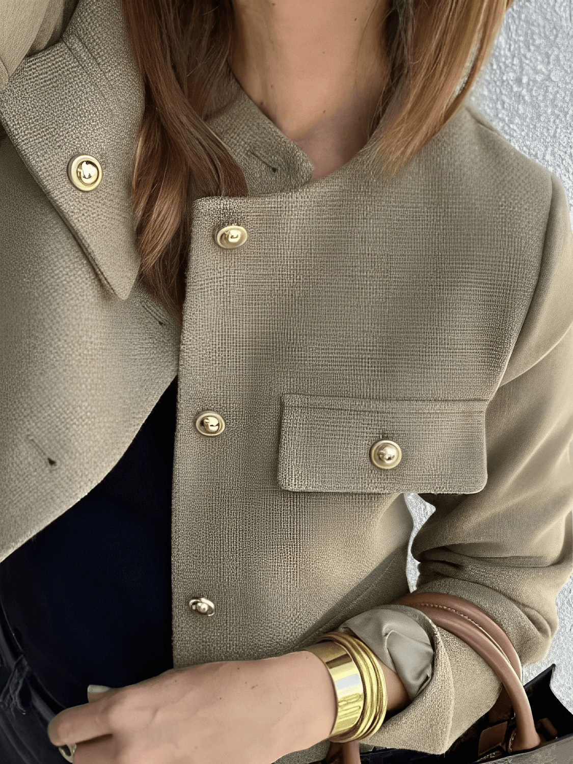Casaco Feminino Tweed com Bolsos Decorativos e Fechamento em Botões - Angelique