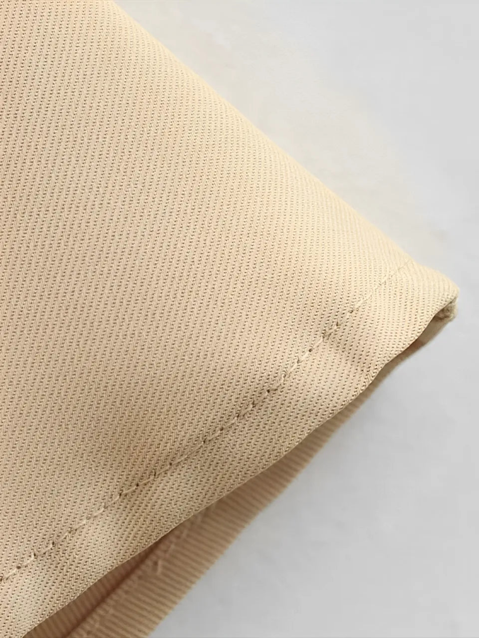 Conjunto Feminino Alfaiataria com Colete Abotoado e Saia Longa Fluida - Anabelle