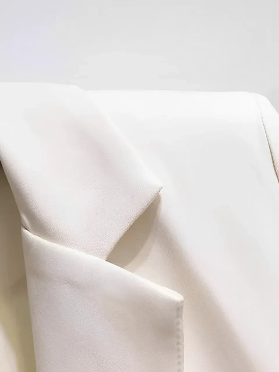 Vestido Feminino Alfaiataria Blazer com Saia Plissada e Cinto - Hana