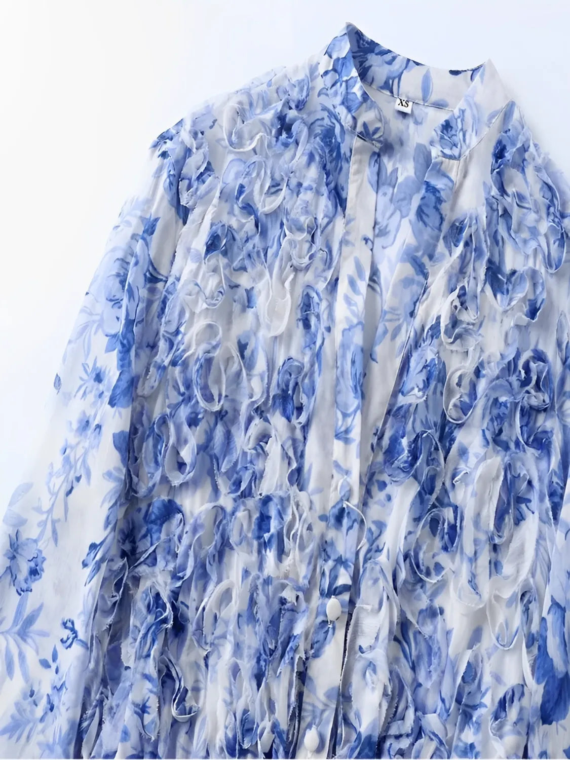 Vestido Feminino Midi Floral Azul em Chiffon com Aplique de Flores e Decote V - Sara  [FRETE FULL]