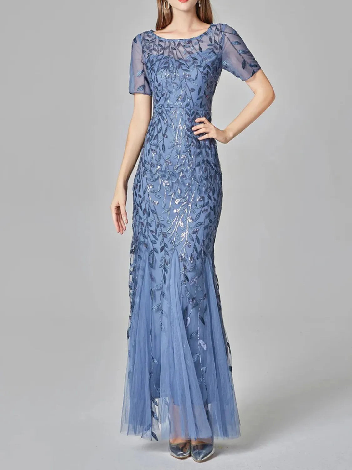 Vestido Feminino Longo de Festa Sereia com Tule e Bordados - Lyra