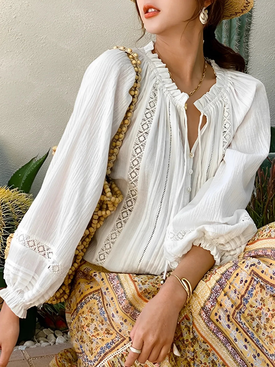 Blusa Feminina Romântica Boho com Gola em V e Mangas Puff - Liz