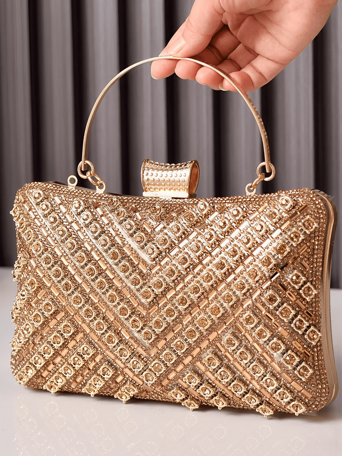 Bolsa Feminina Clutch Com Cristais e Alças Removíveis para Festa  –  Nayra