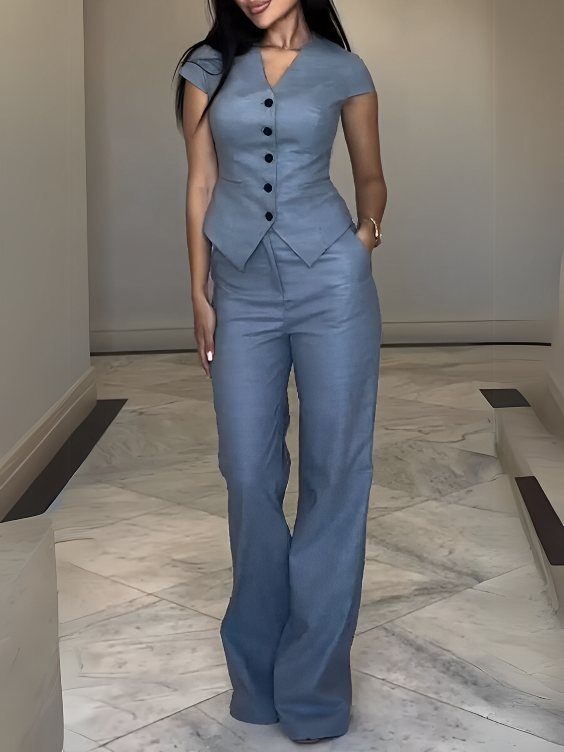 Conjunto Feminino de Alfaiataria com Blusa Acinturada de Manga Curta e Calça Wide Leg Cintura Alta – Raquel