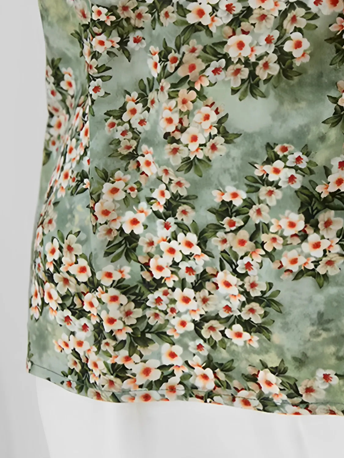 Blusa Feminina Estampada Floral de Chiffon com Mangas Longas - Molie