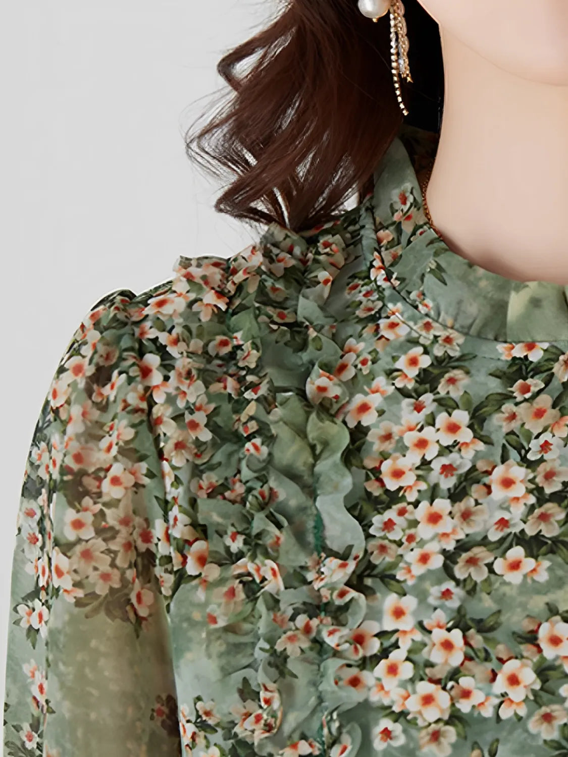 Blusa Feminina Estampada Floral de Chiffon com Mangas Longas - Molie