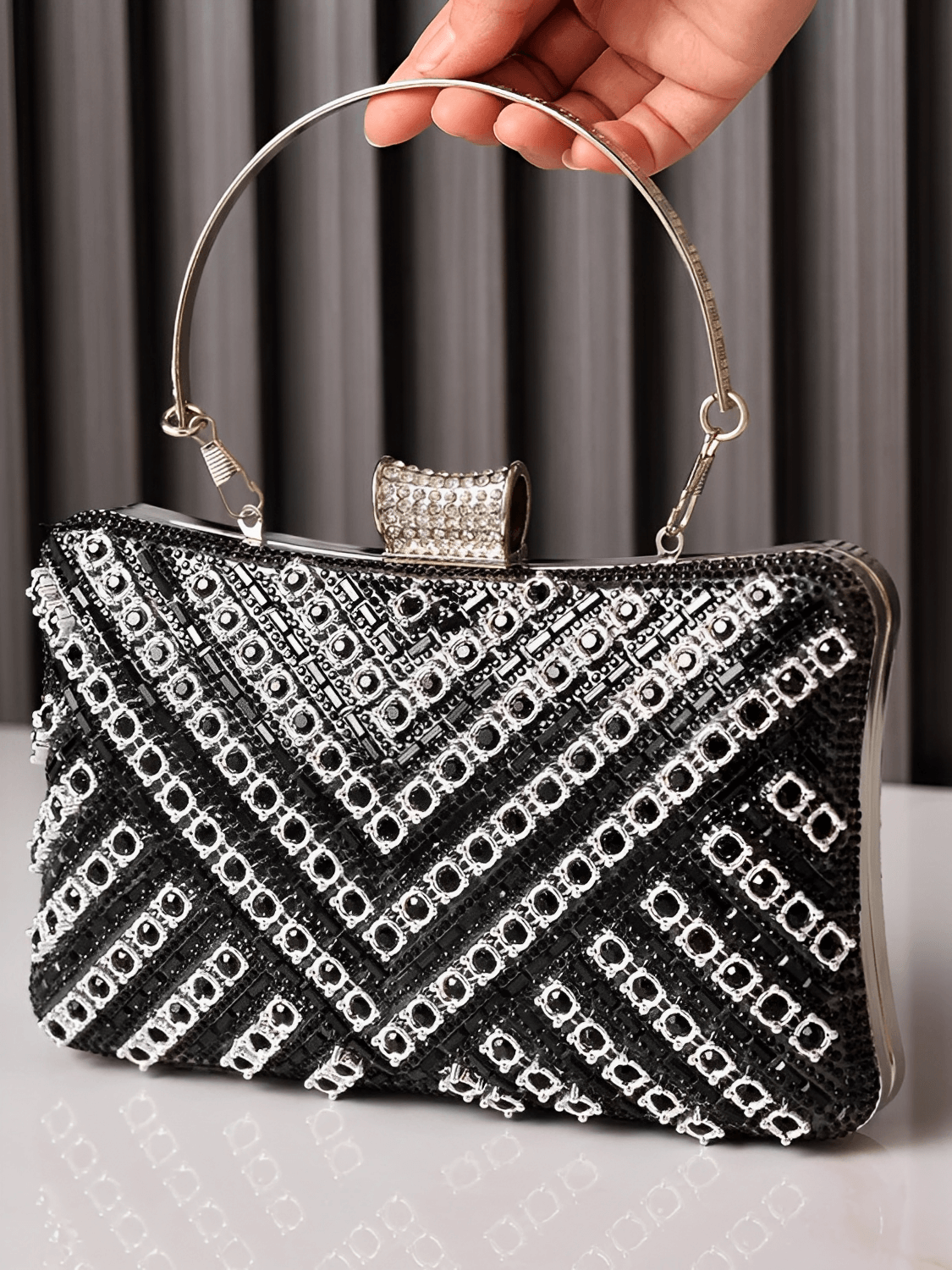 Bolsa Feminina Clutch Com Cristais e Alças Removíveis para Festa  –  Nayra