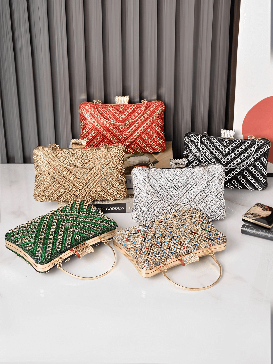 Bolsa Feminina Clutch Com Cristais e Alças Removíveis para Festa  –  Nayra
