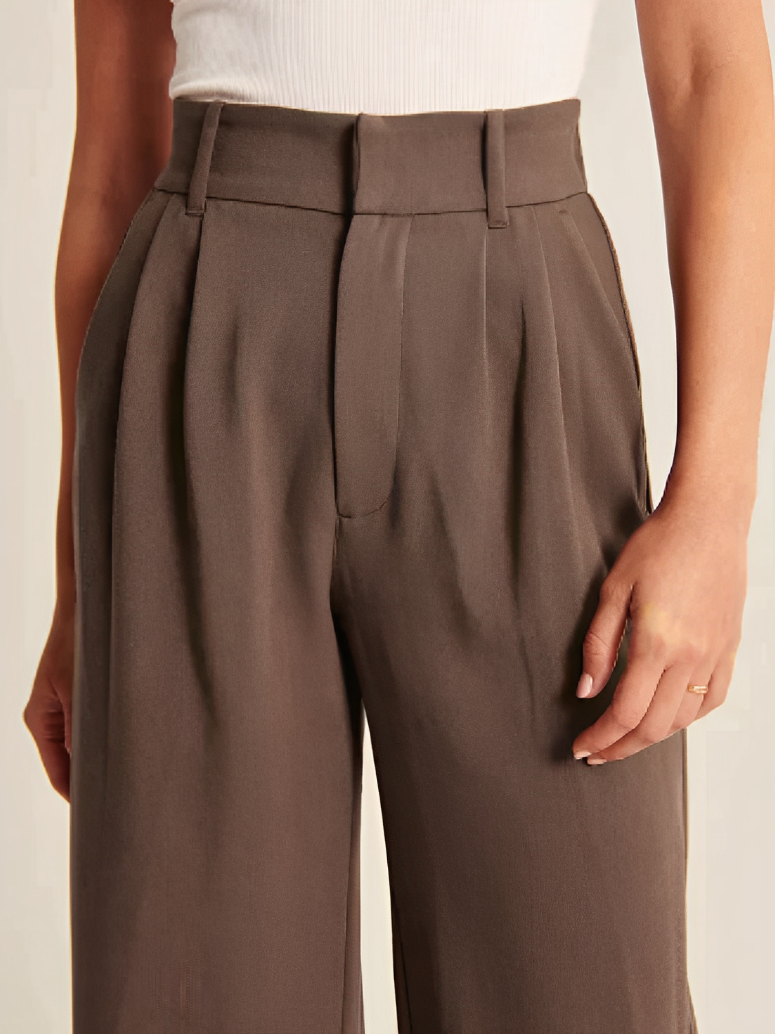 Calça Feminina de Alfaiataria com Cintura Alta e Modelagem Wide Leg – Samira