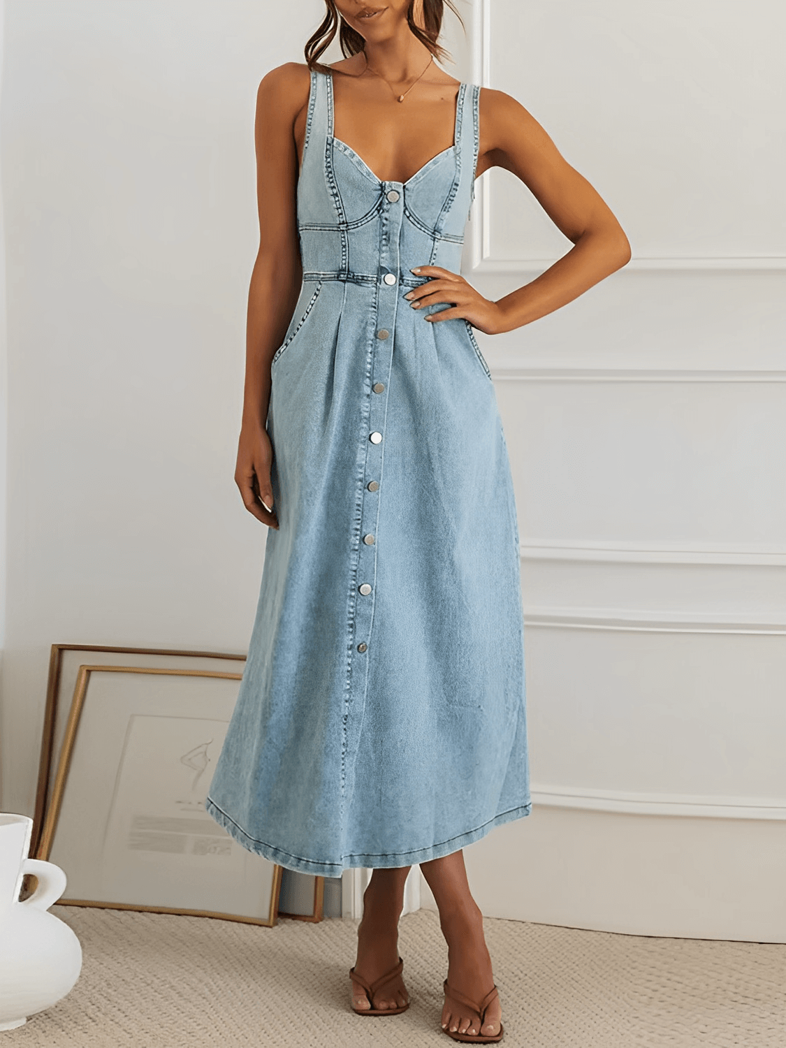 Vestido Feminino Midi Jeans com Decote Coração Botões Frontais e Elástico nas Costas – Pilar