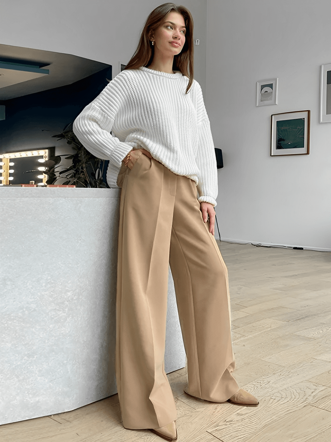Calça Feminina Wide Leg em Alfaiataria com Cintura Alta e Bolsos – Madison