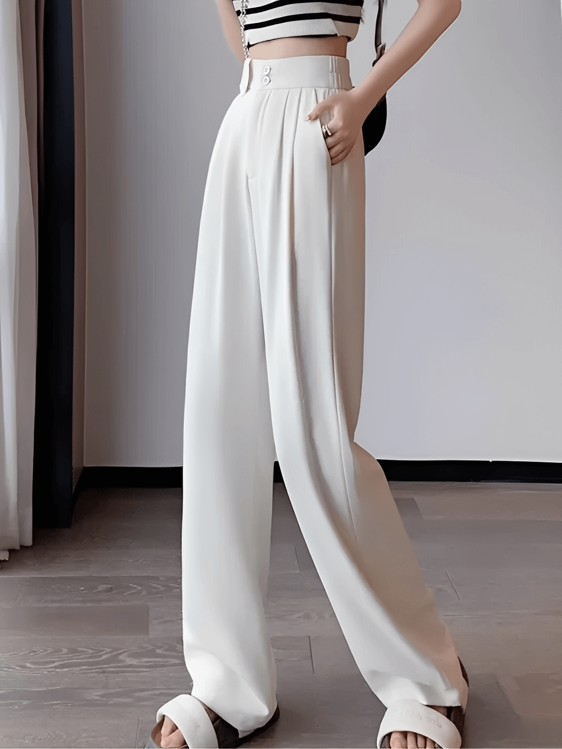 Calça Feminina Alfaiataria Wide Leg Cintura Alta com Lenço Estampado Removível e Bolsos – Amara