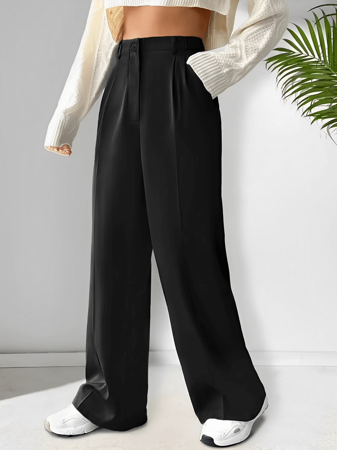 Calça Feminina Alfaiataria Modelagem Wide Leg com Bolsos Funcionais Pregas e Cintura Alta – Adelina