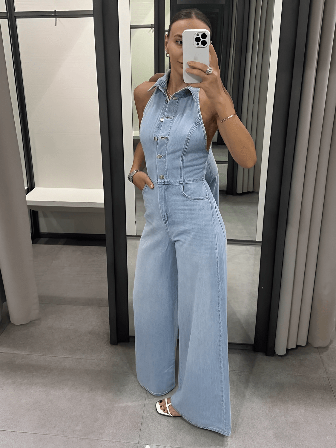 Macacão Feminino Jeans com Decote Nadador e Abertura Frontal em Botões Modelagem Wide Leg  - Jordana