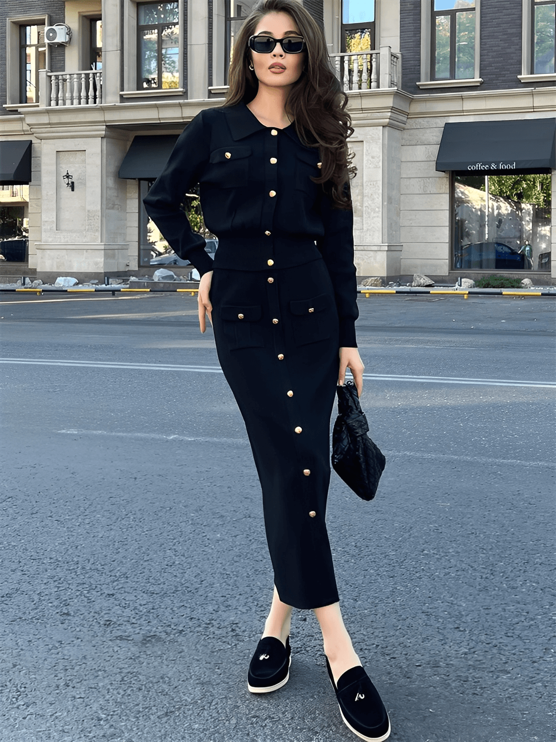 Conjunto Feminino Alfaiataria em Viscose com Suéter de Gola Virada e Saia Midi com Bolsos e Botões - Geyze