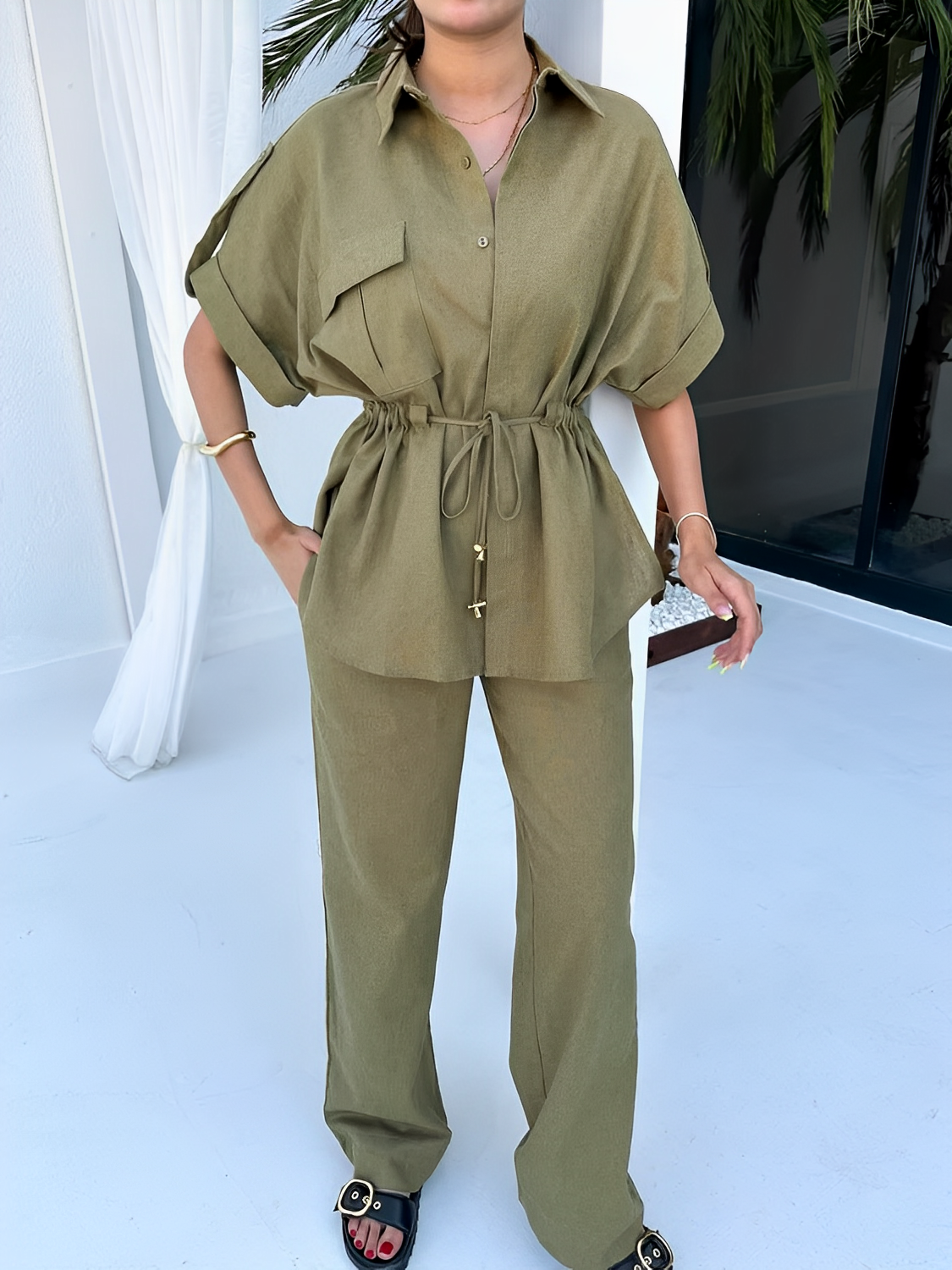 Conjunto Feminino Casual com Camisa de Manga Curta Oversized Ajustável e Calça Wige Leg Cintura Alta - Olga