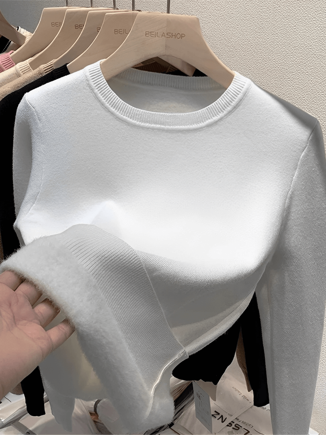 Suéter Feminino Peluciado em Tricô com Gola Redonda Térmico com Toque Aconchegante – Ceyda