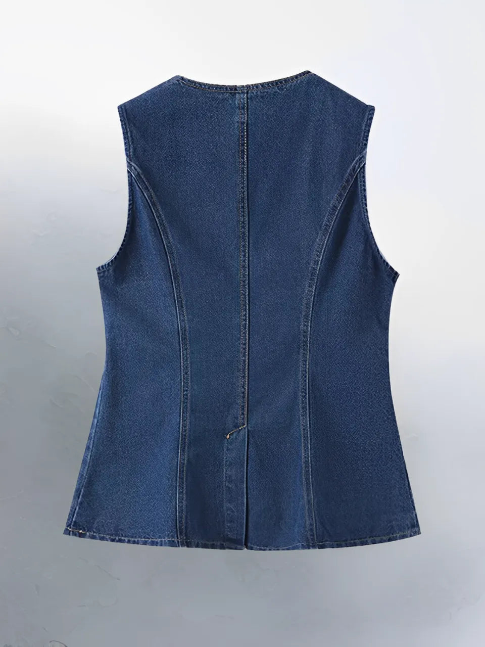 Conjunto Feminino Jeans com Colete de Botões e Short de Cintura Alta - Raiza