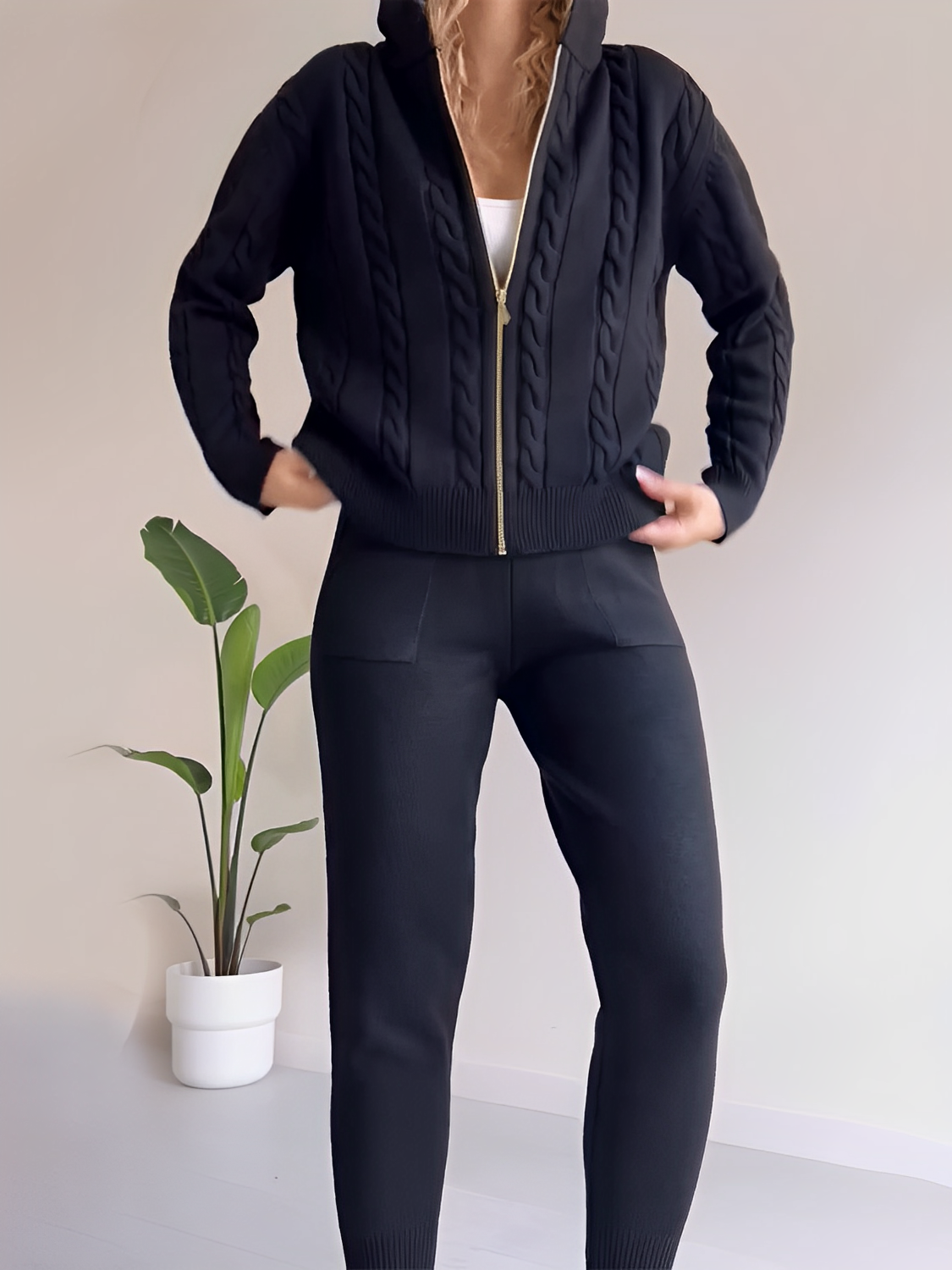 Conjunto Feminino de Tricô com Jaqueta Texturizada com Zíper e Calça Jogger de Cintura Elástica - Ciara [ FRETE FULL]