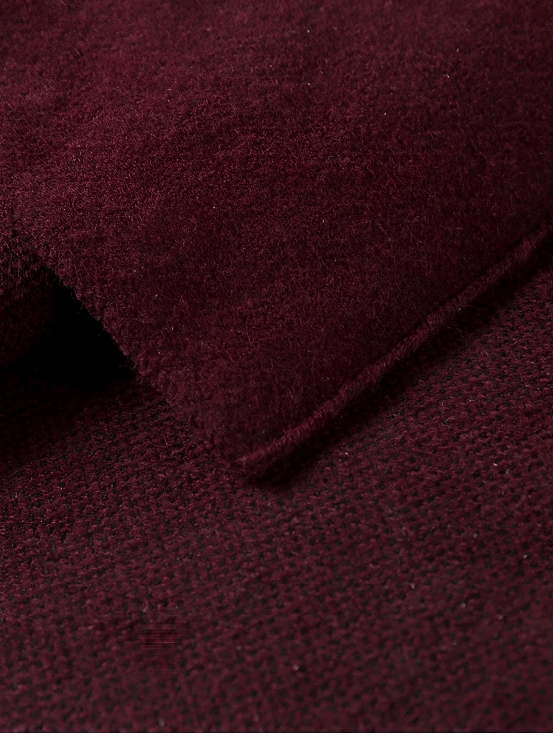 Casaco Feminino Estilo Capa Assimétrico Estruturado com Gola Alta e Modelagem Poncho - Lenir