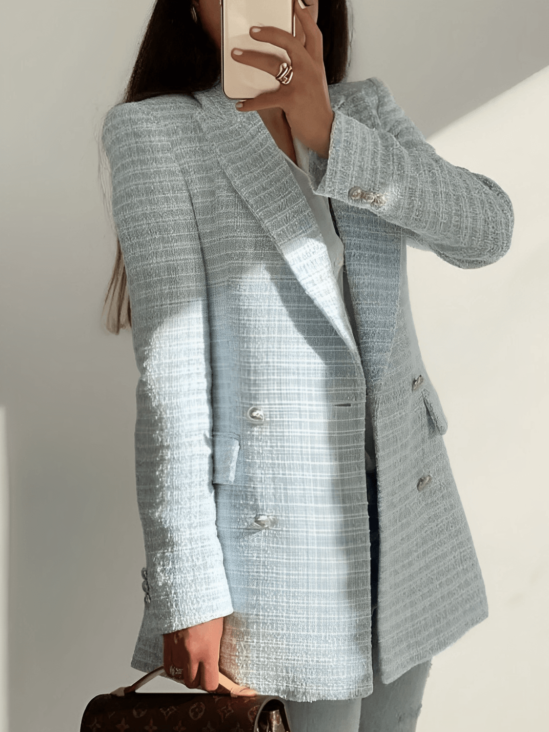 Blazer Feminino Tweed Texturizado com Fechamento Trespassado de Botões Duplos – Fiorella