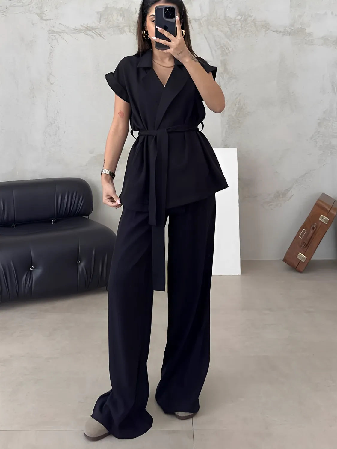 Conjunto Feminino Alfaiataria com Blusa com Amarração na Cintura e Calça Pantalona - Dominique