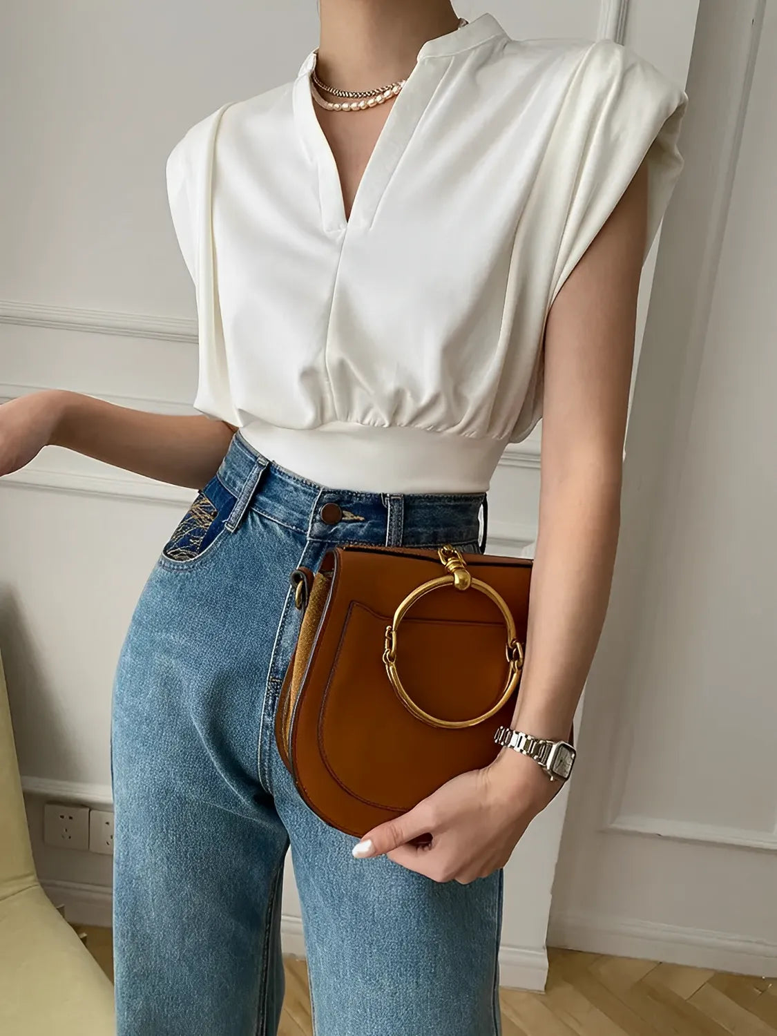 Blusa Feminina Básica com Gola Padre e Decote em V - Veronica [FRETE FULL]