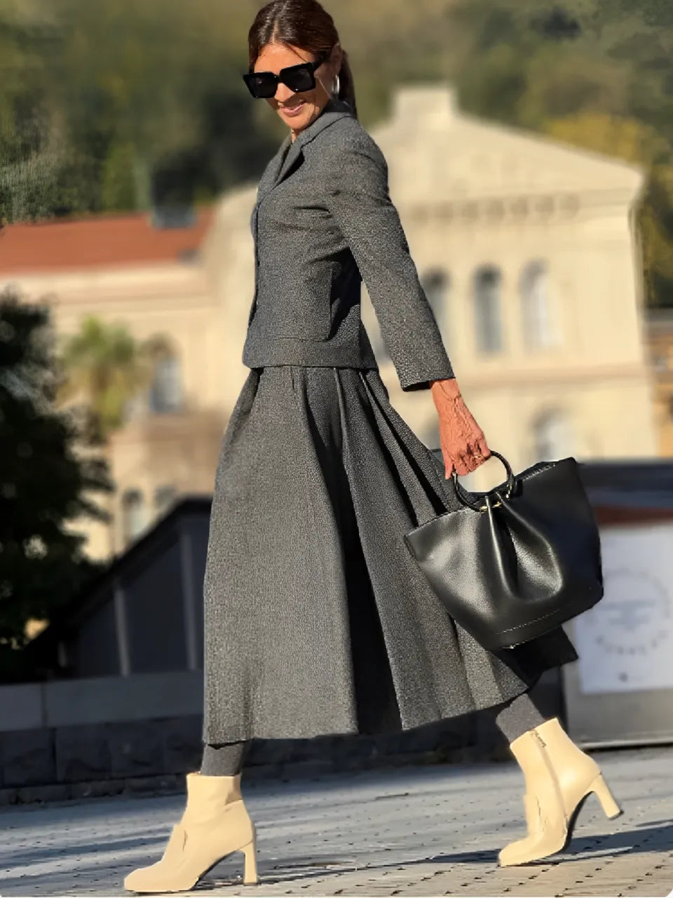 Conjunto Feminino de Blazer com Colarinho e Saia Midi em Lã Batida - Anastacia