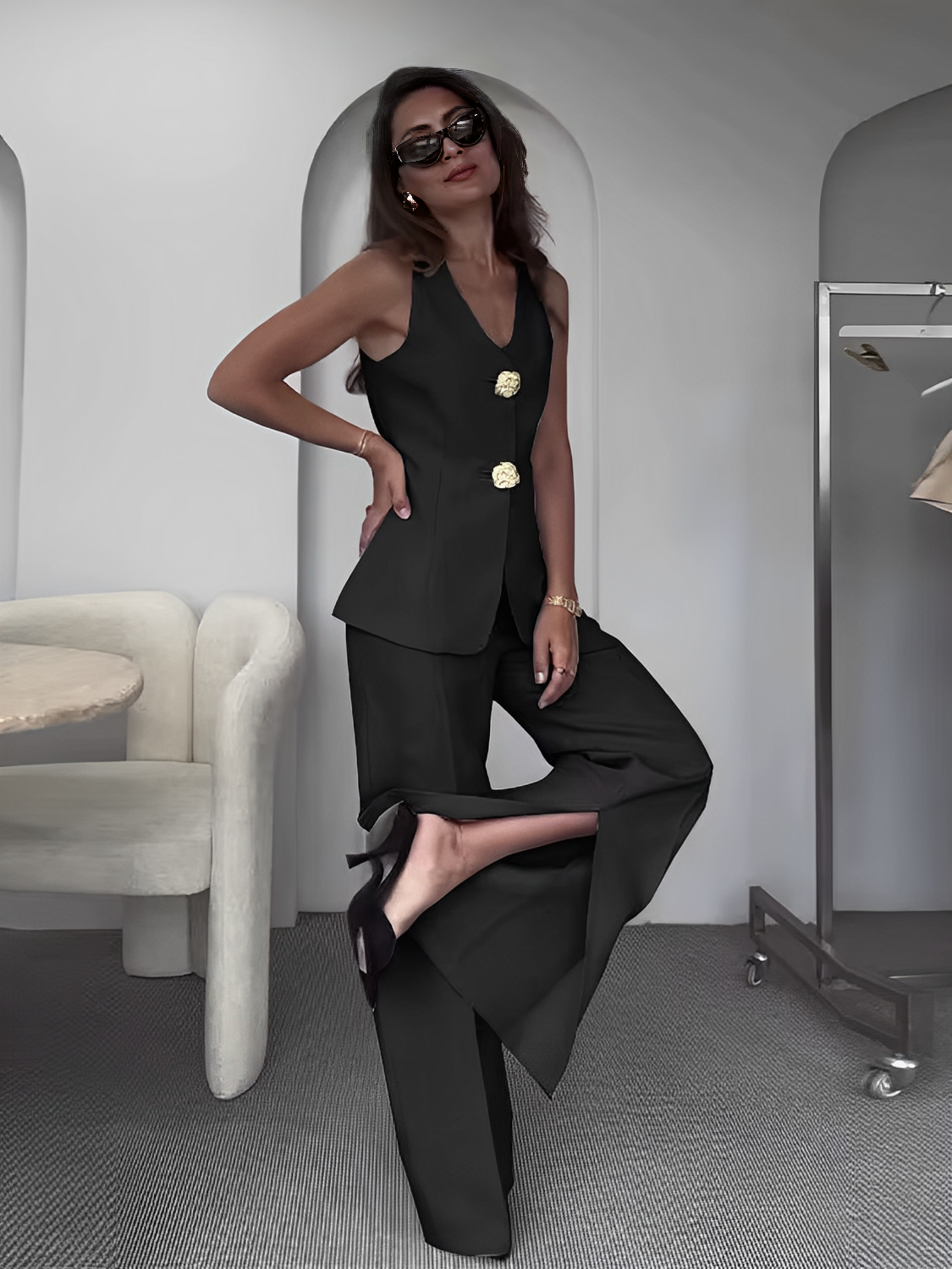Conjunto Feminino de Alfaiataria com Colete Acinturado de Botões Maxi e Calça Reta com Fenda - Brenda [FRETE FULL]