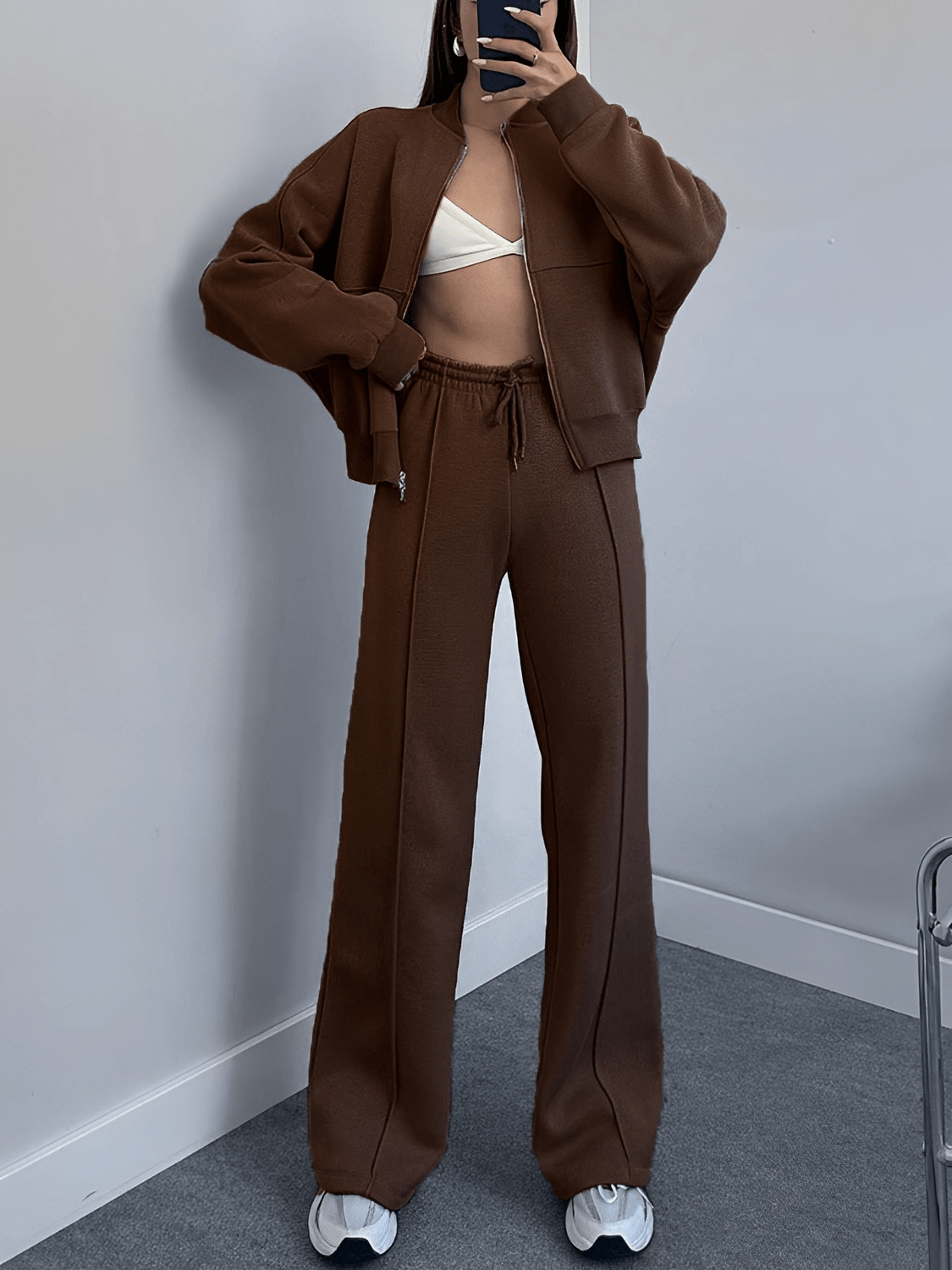 Conjunto Feminino com Jaqueta de Zíper e Calça Reta com Bolsos - Bruna [FRETE FULL]