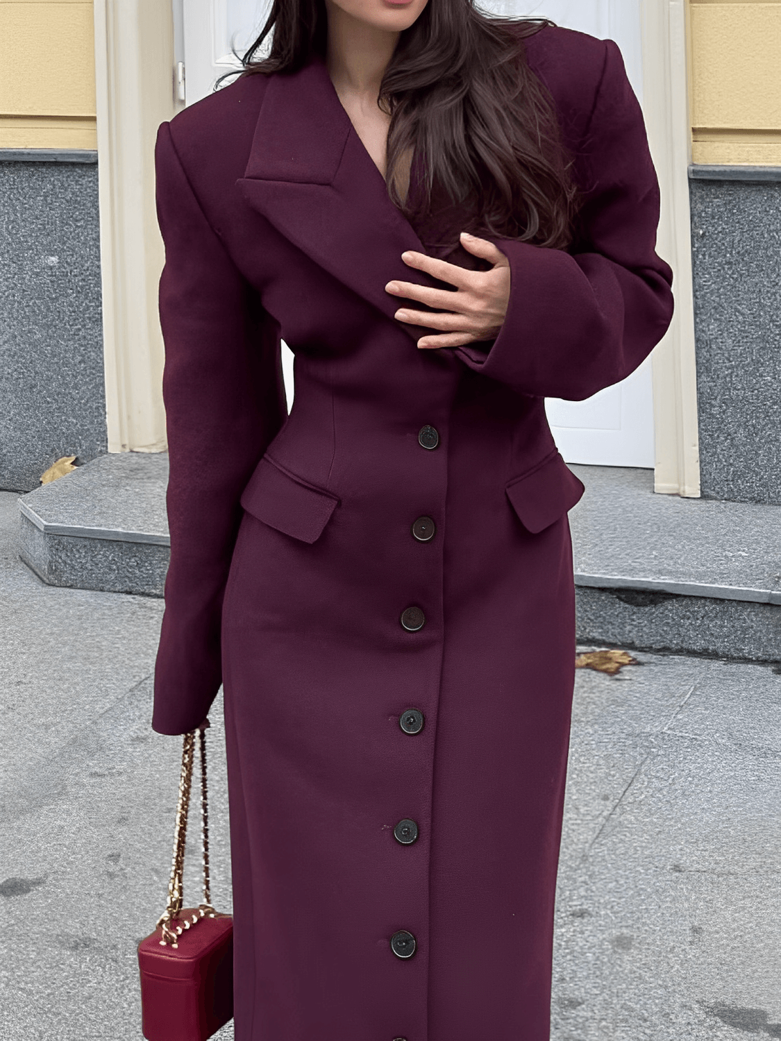 Sobretudo Feminino Longo em Lã Batida Acinturado com Lapela e Bolsos Decorativos – Mandy