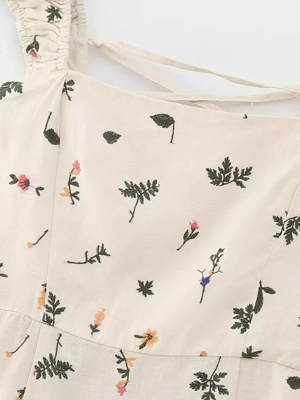 Vestido Feminino Midi de Linho com Estampa Floral e Amarração nas Costas - Malu