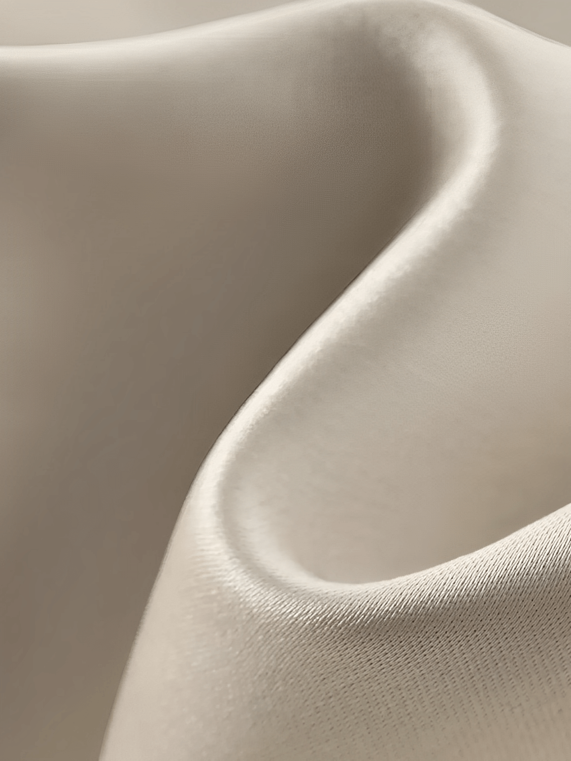 Blusa Feminina Acetinada com Decote Transpassado Corte Geométrico Lateral e Laço Frontal - Clara