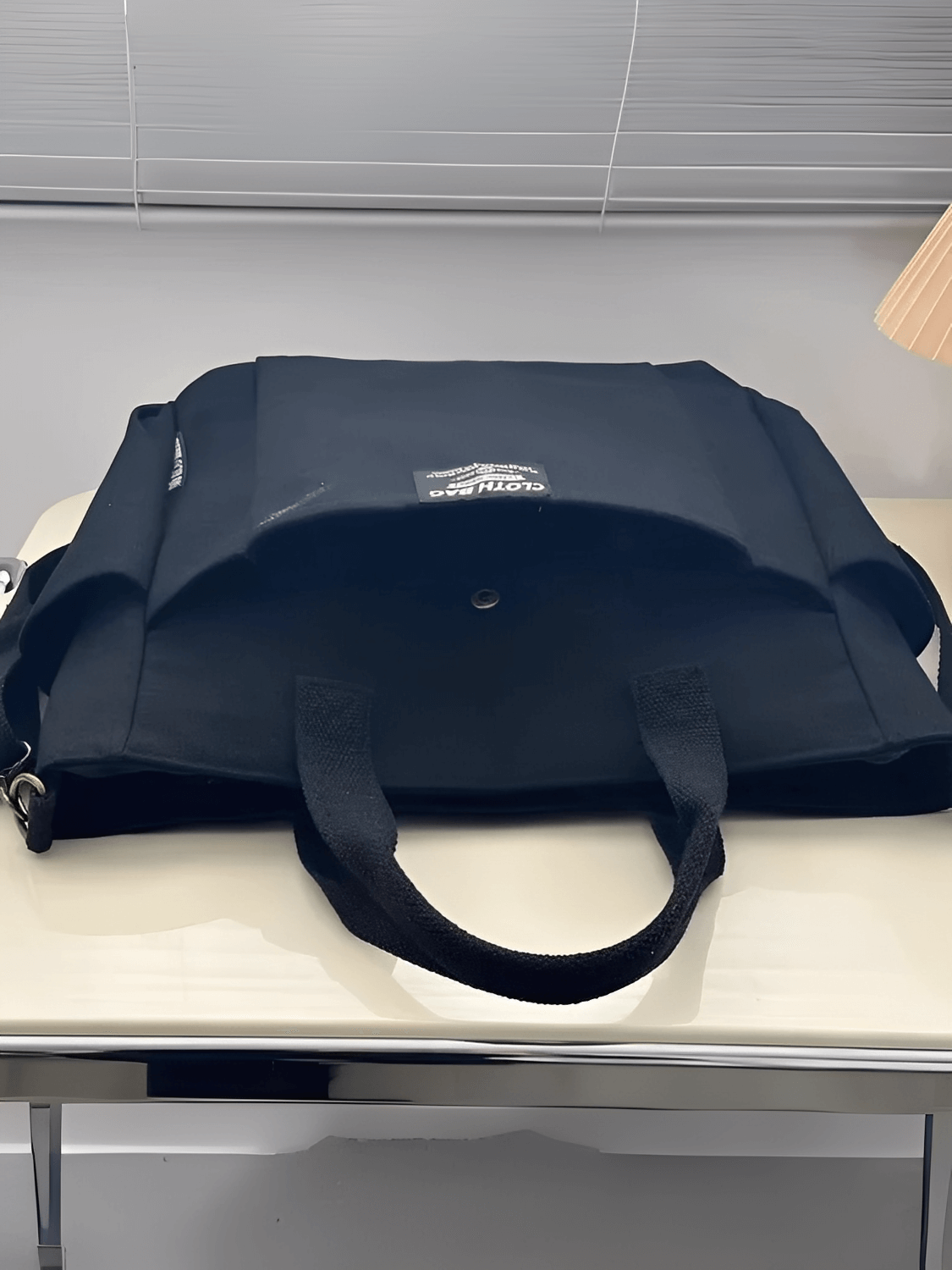 Bolsa Feminina Grande em Lona com Alça Ajustável Removível Bolsos e  Compartimento Interno - Rania