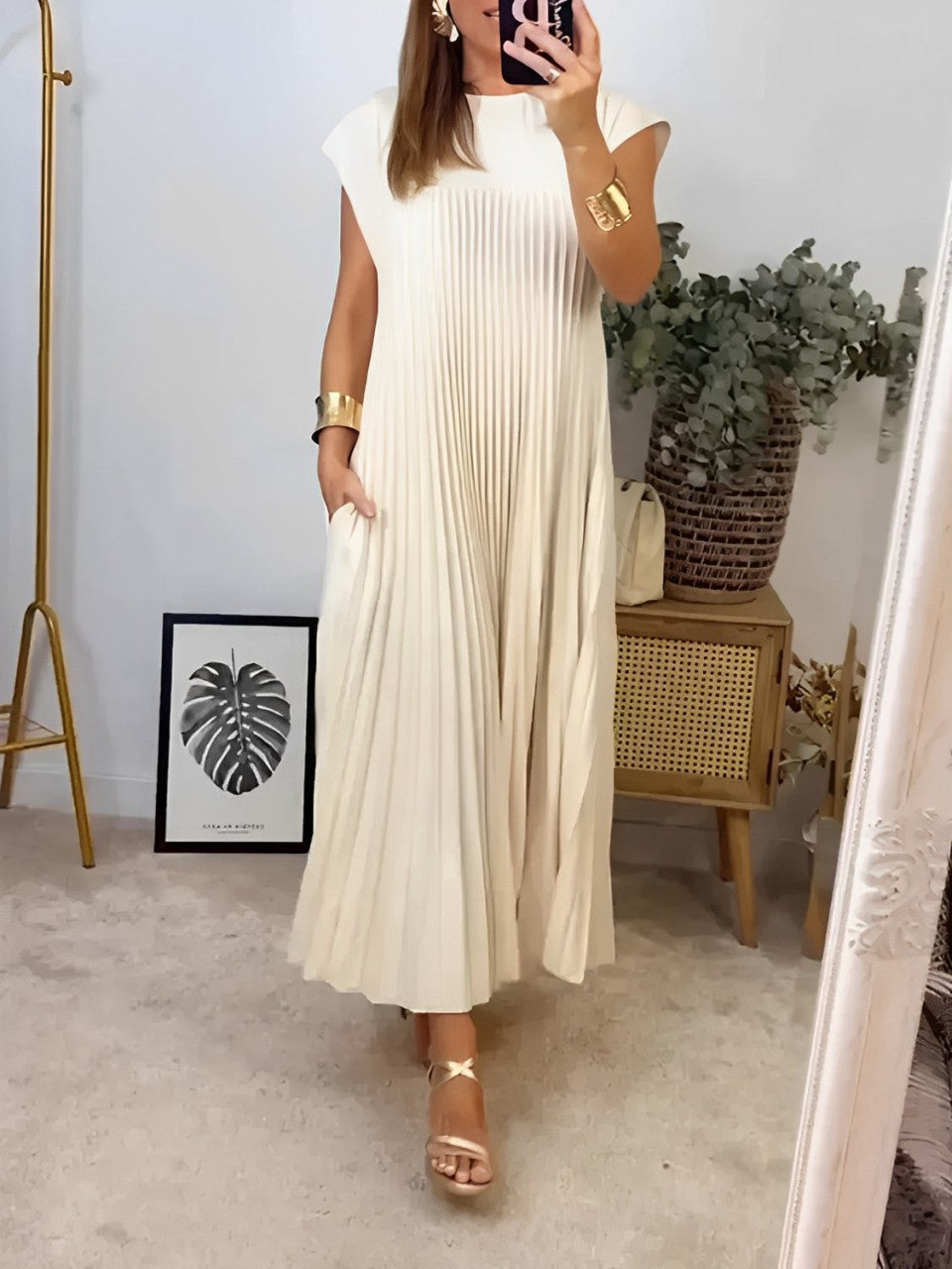 Vestido Feminino Longo Plissado Soltinho com Mangas Curtas - Diana