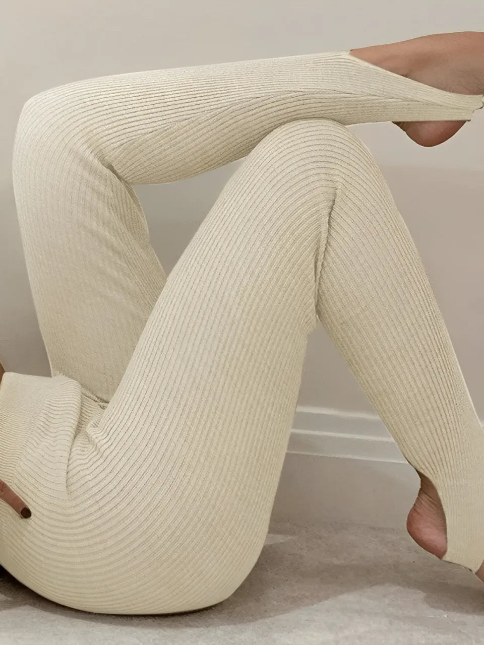 Calça Feminina Legging Canelada Cintura Alta com Pézinho - Leticia [FRETE FULL]
