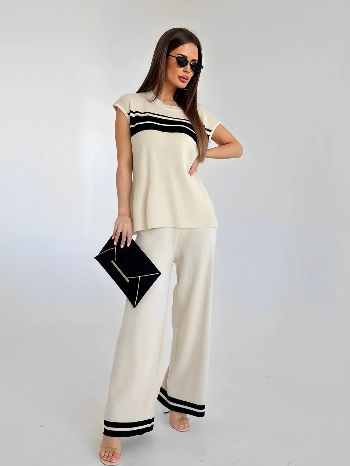 Conjunto Feminino de Viscose com Listras Blusa de Manga Curta e Calça com Cós Elástico - Emilia