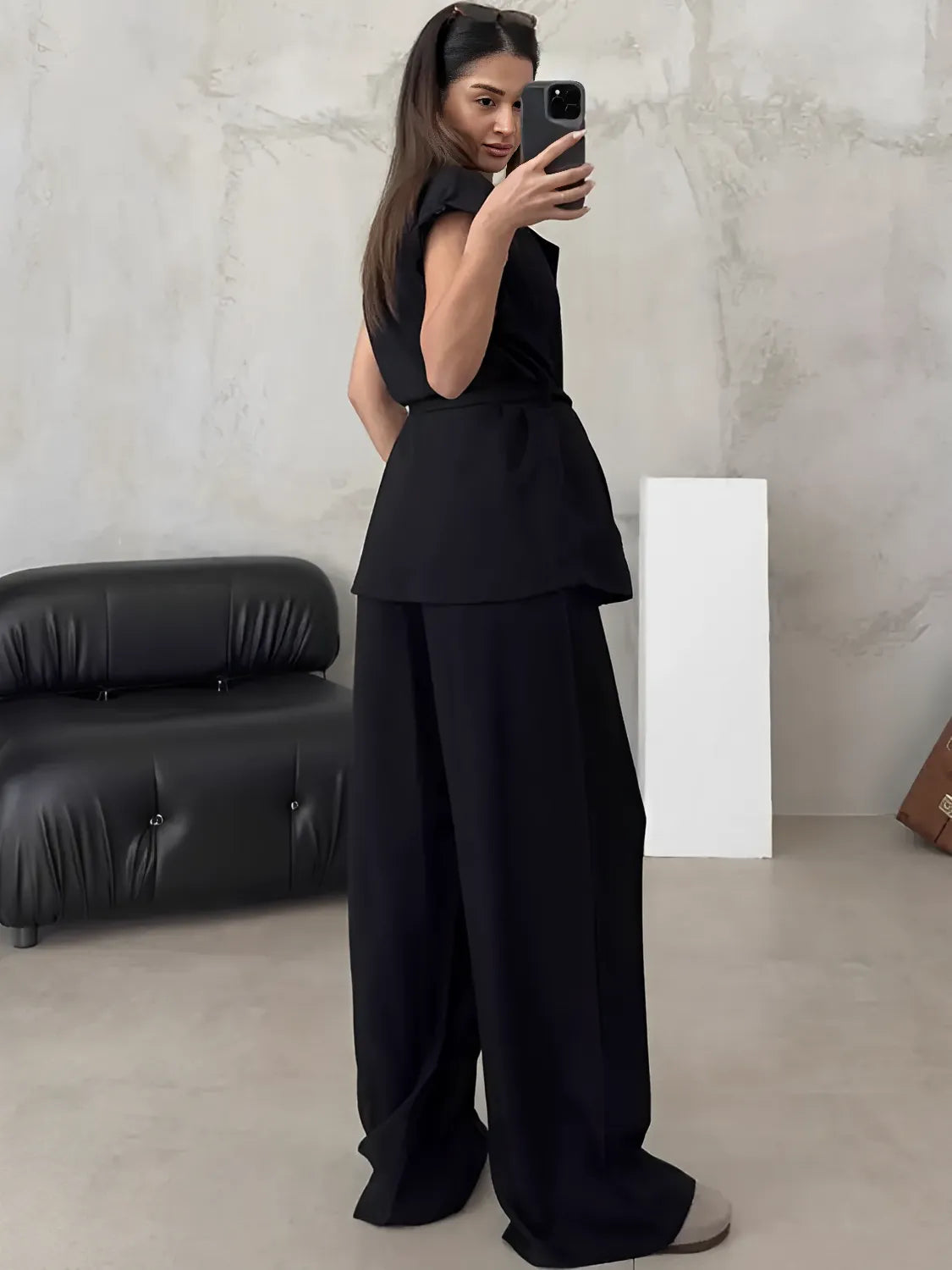 Conjunto Feminino Alfaiataria com Blusa com Amarração na Cintura e Calça Pantalona - Dominique