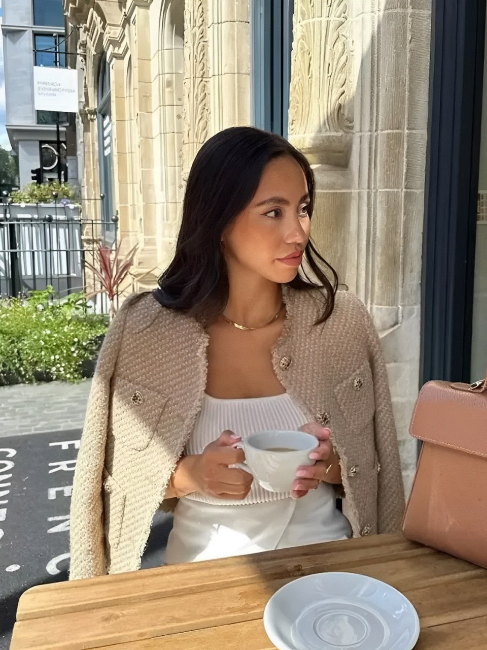Jaqueta Feminina Tweed Texturizada com Botões e Bolsos - Giorgia
