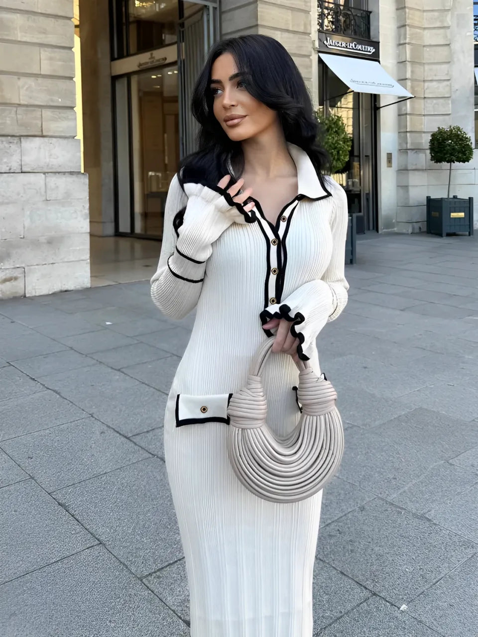 Vestido Feminino Longo em Tricô com Mangas Longas Babados e Bolso Decorativo - Estefânia