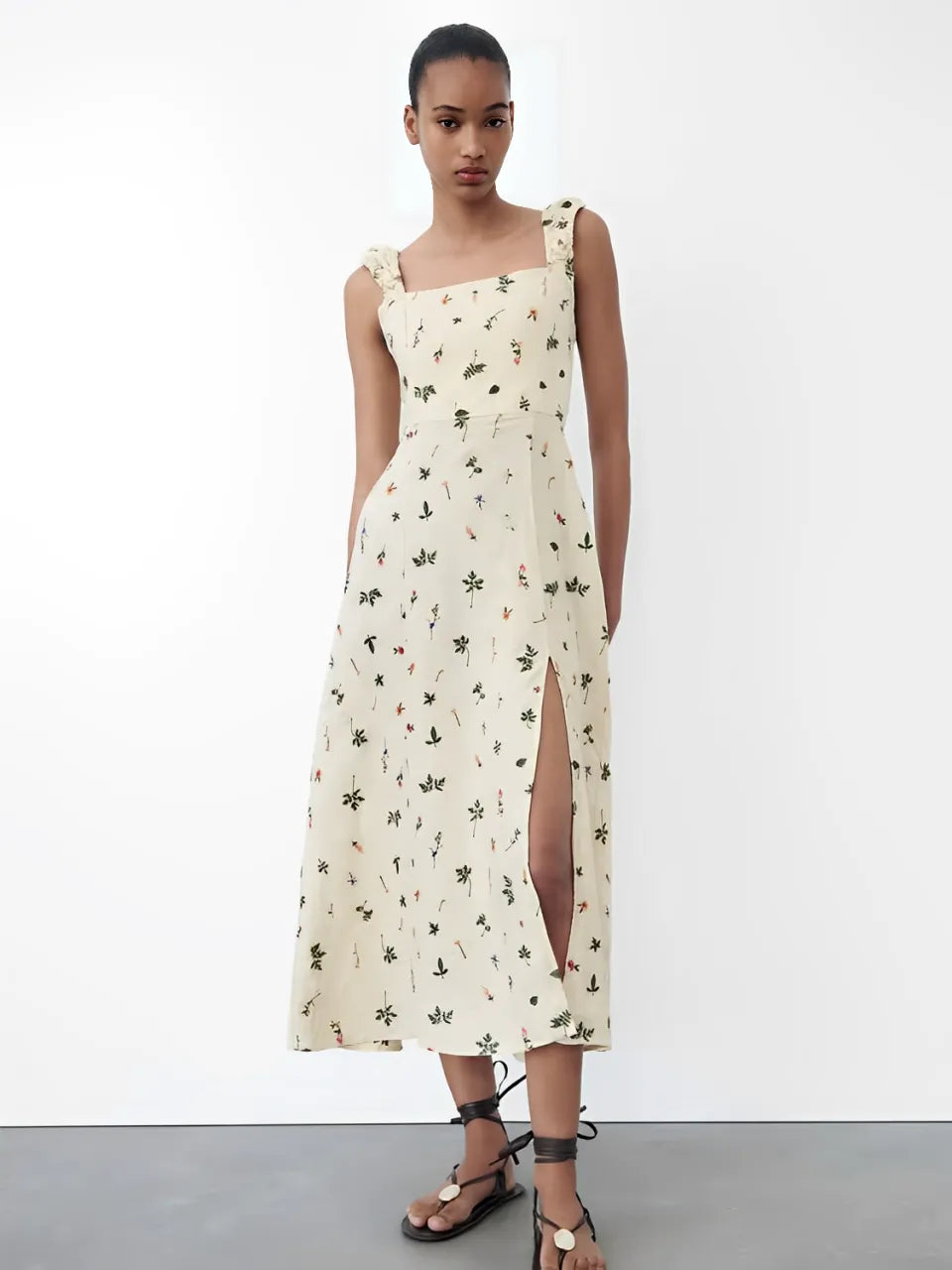 Vestido Feminino Midi de Linho com Estampa Floral e Amarração nas Costas - Malu