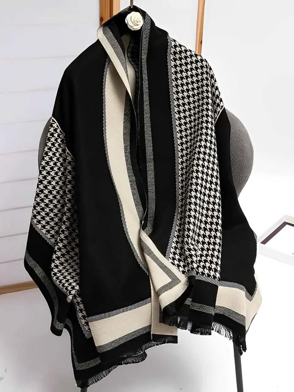 Cachecol Feminino em Caxemira Estampa Tweed - Marise