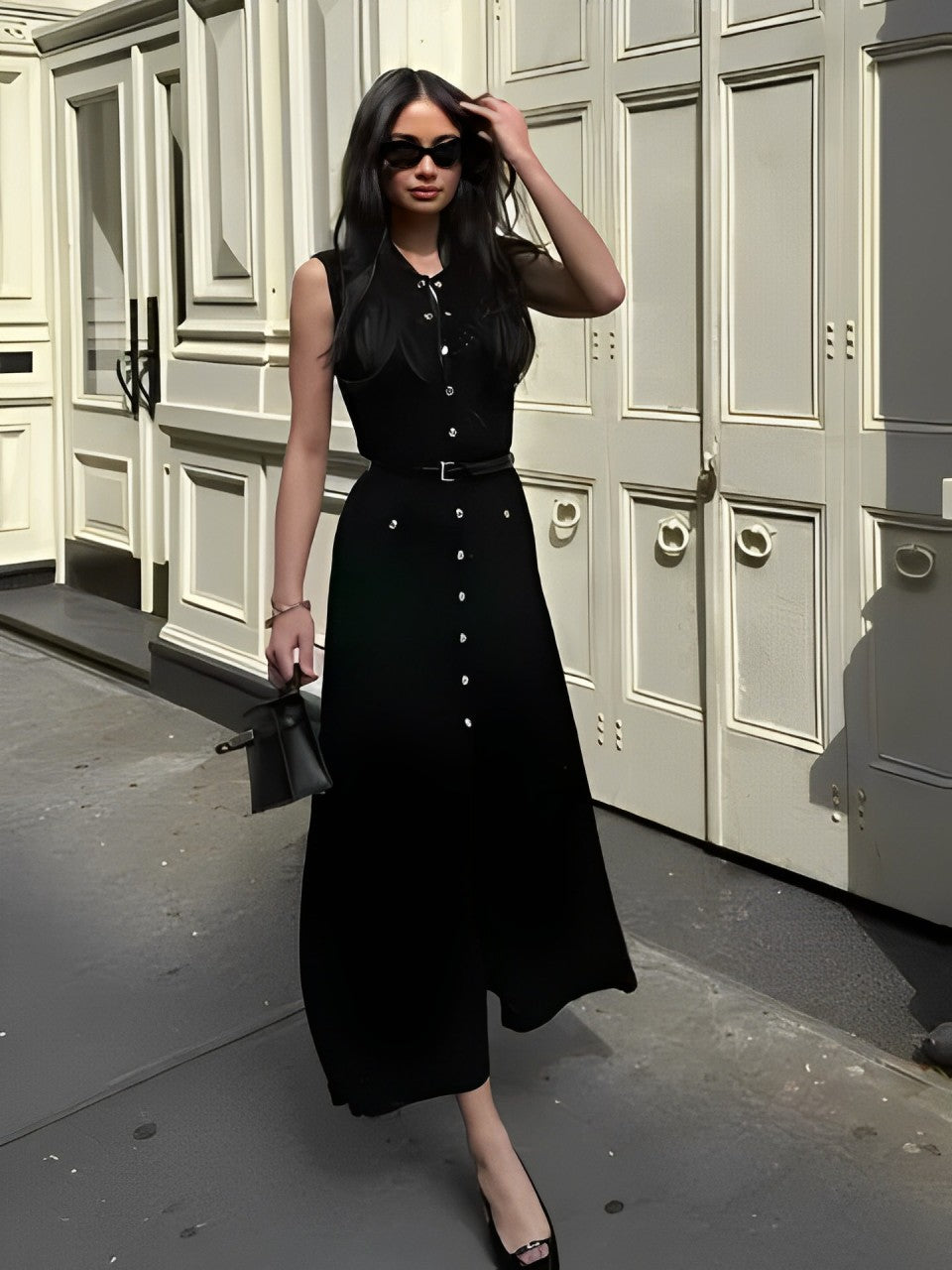 Vestido Feminino Midi de Tricô Sem Mangas com Abertura de Botões - Manon