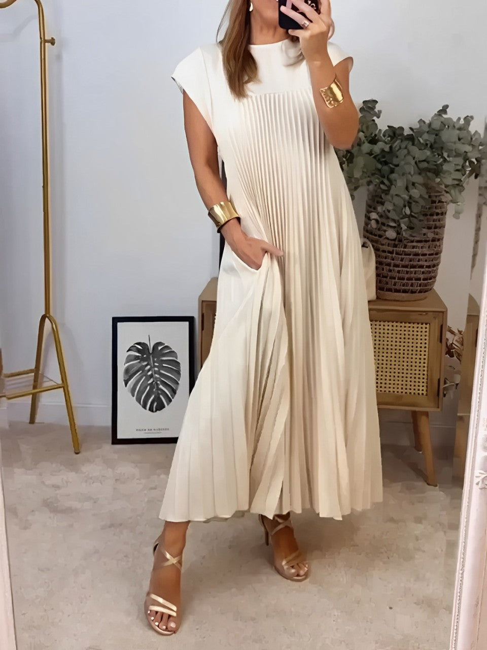 Vestido Feminino Longo Plissado Soltinho com Mangas Curtas - Diana