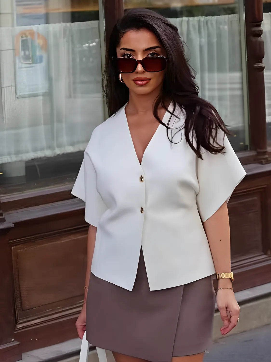 Blusa Feminina Alfaiataria com Botões e Decote em V - Hera
