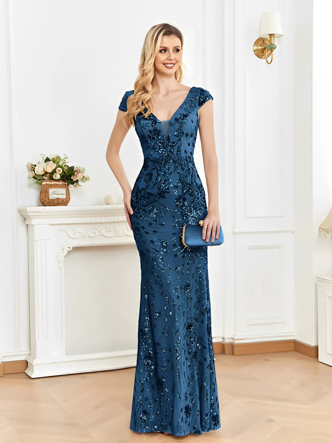 Vestido Feminino Longo de Festa Bordado com Decote em V - Celeste