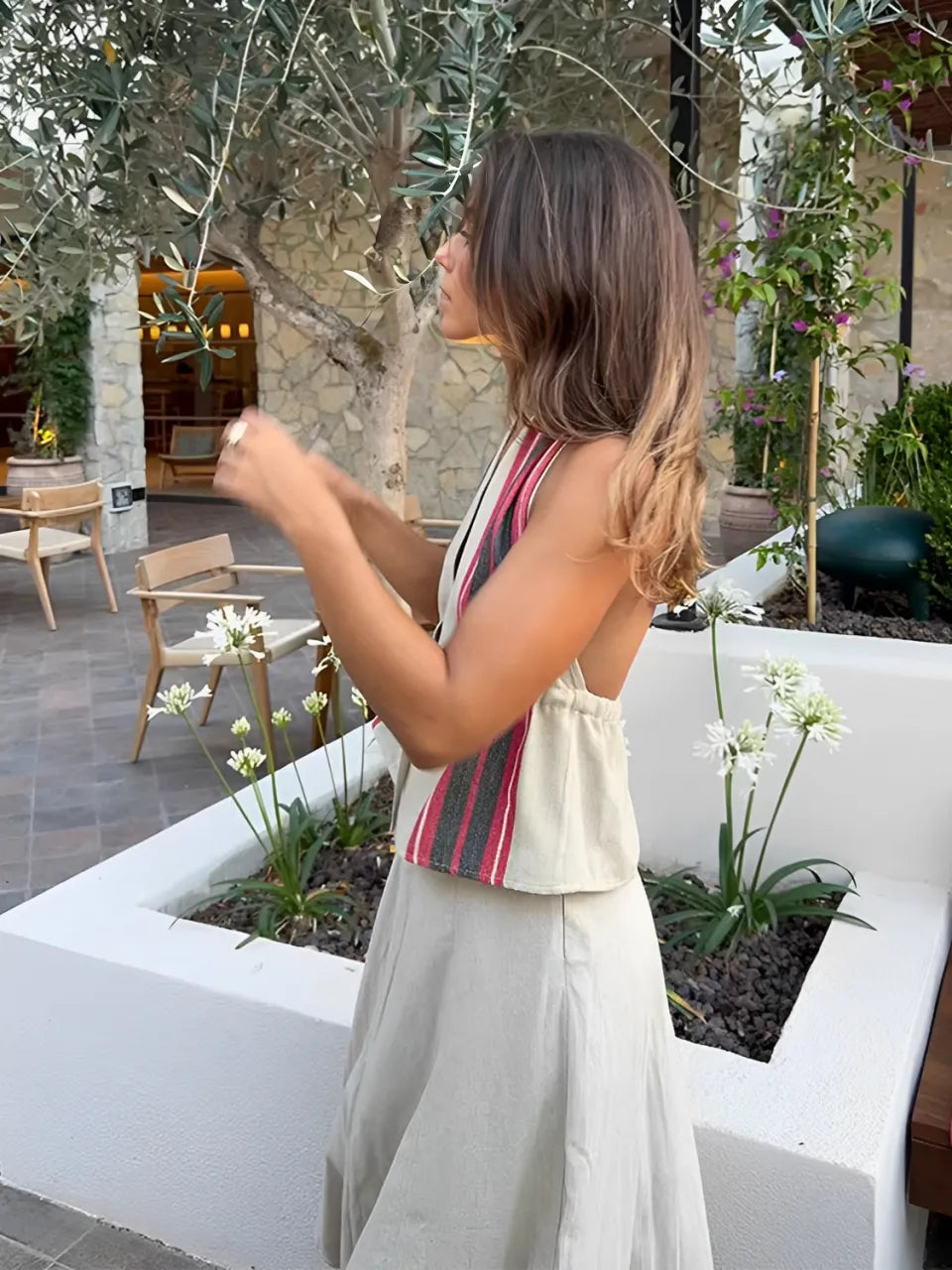 Conjunto Feminino com Blusa de Amarração Frontal Costas Abertas e Saia Longa Evasê - Isadora