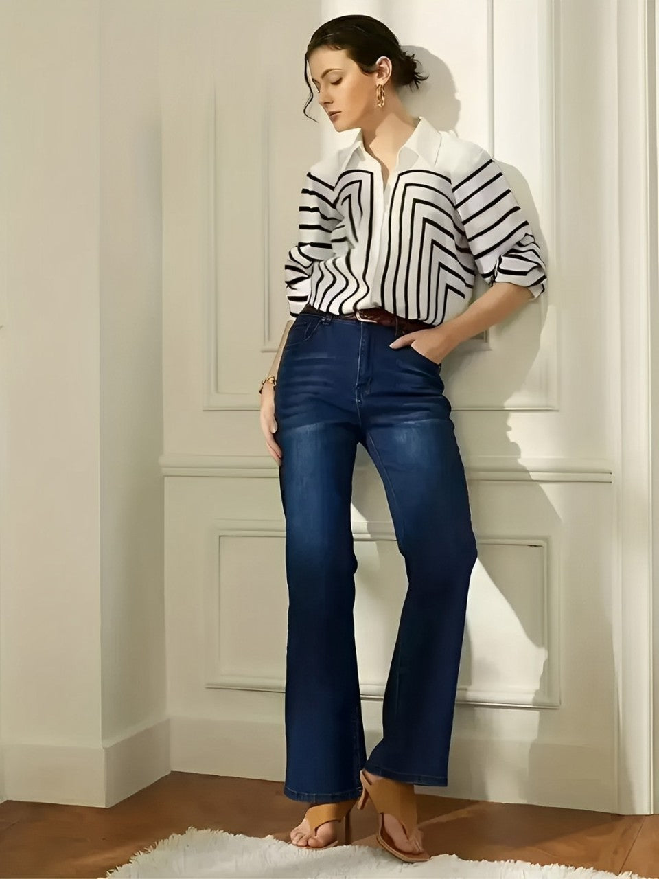 Camisa Feminina Elegante Listrada com Botões - Zaira